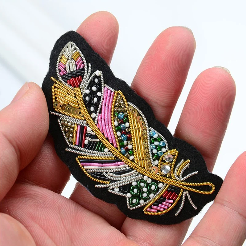 

Indian Silk Jewelry Handmade Embroidery Clothes Badges Corsage Feather Creative Pin Cartoon Brooch Female Accessories In Stock