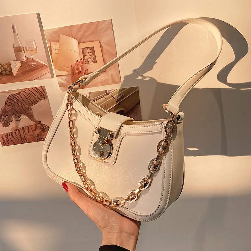 

2021 New Woman Shoulder Bag High Quality PU Chain Diagonal Small Bag Luxury Designer Handbag Underarm Bag 2021 Summer Female Bag