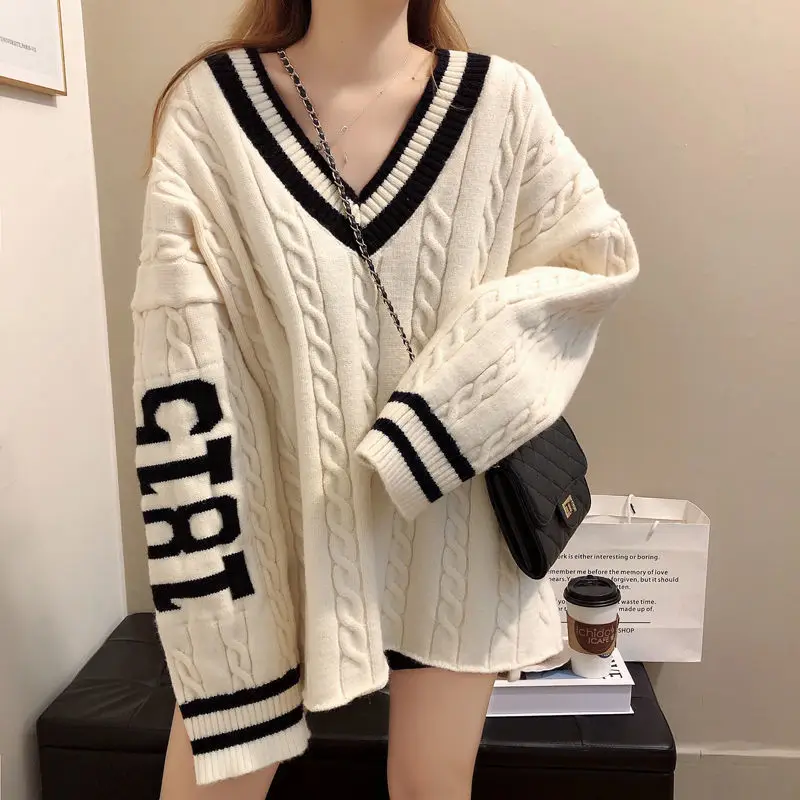 

Женский Трикотажный Свитер оверсайз с длинным рукавом и V-образным вырезом