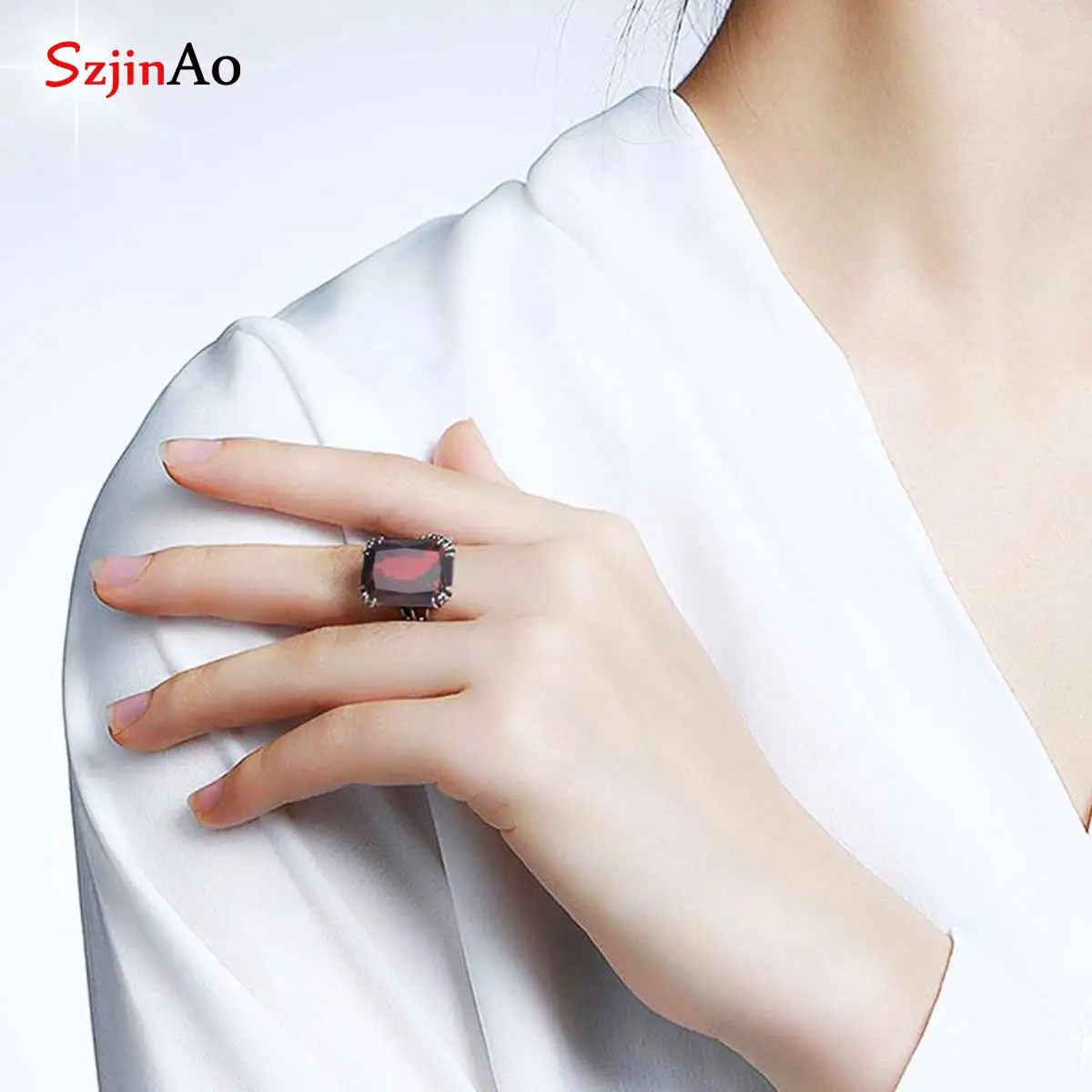 

Женское винтажное вечерние ЦО из серебра 925 пробы с гранатом