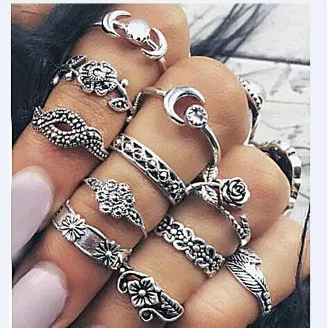 

11pcs/Set Vintage Punk Ring Set Hollow Flower Midi Finger Rings for Women Bohemia Carving Leaf Sliver Gold Rings