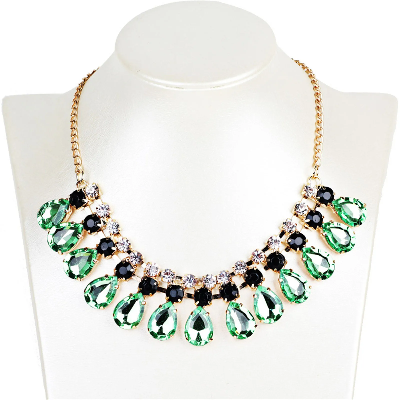 

2021 New Fashion Style Wild Ladies Boutique Fashion Jewelry Gift Necklace Earrings Choker Necklace Jewelry Chokers Necklace Gift