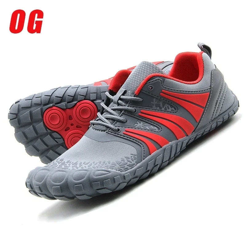 Мужские кроссовки с толстой подошвой минималистичные Нескользящие широким