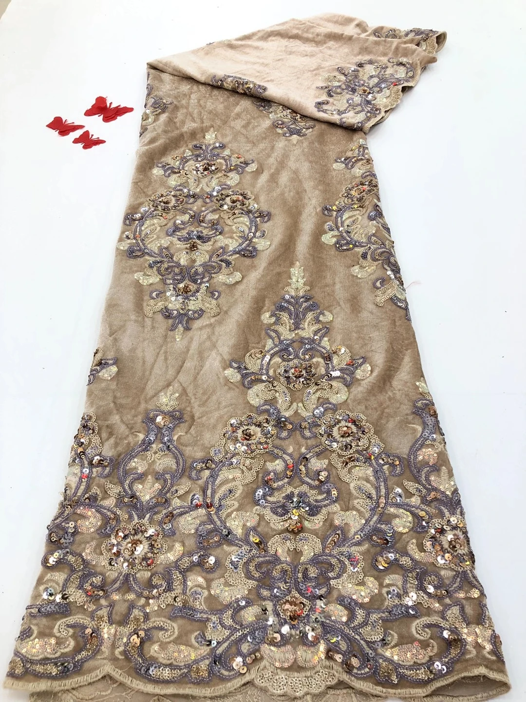 

Velvet Lace Fabric 2021 High Quality Lace African Sequin Lace Fabric Embroidery French Tulle Lace Fabric Dress FJ4377