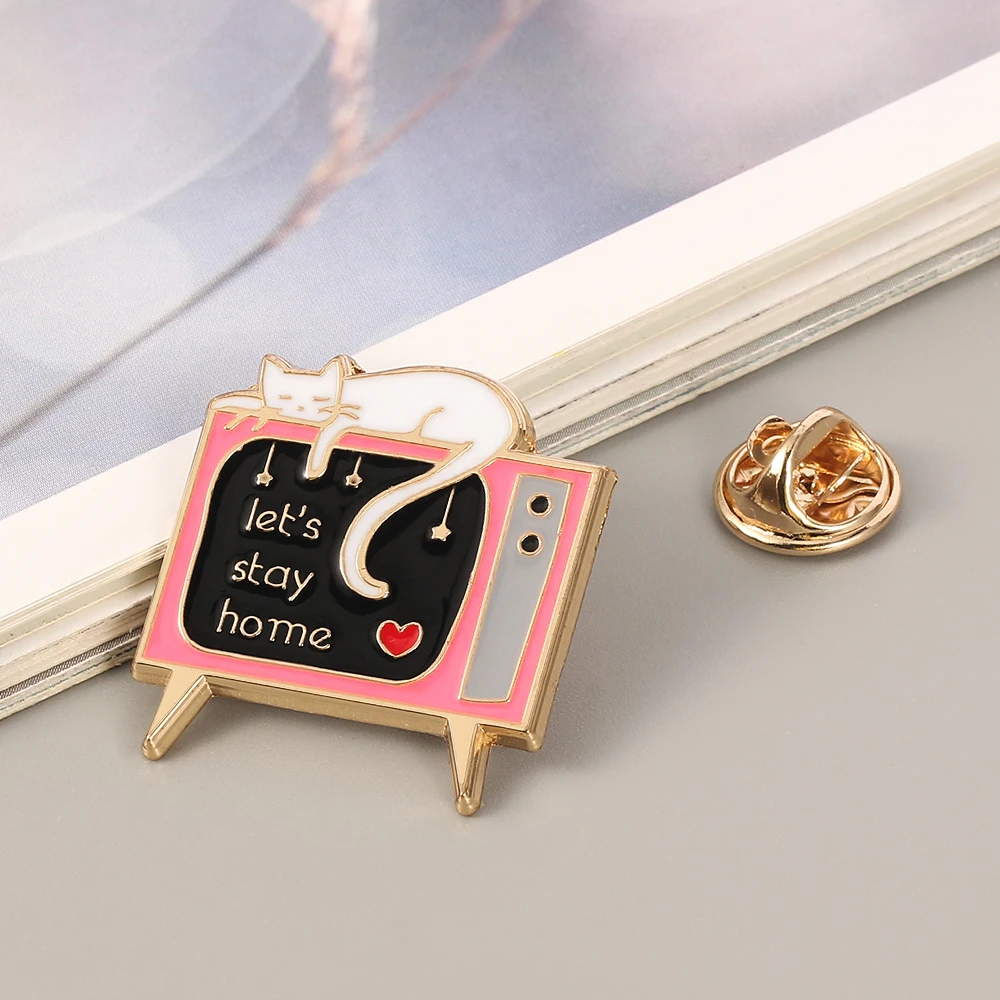 Мультфильм Креативный Кот лежа на ТВ Броши Металл Милый Эмаль Булавка мода