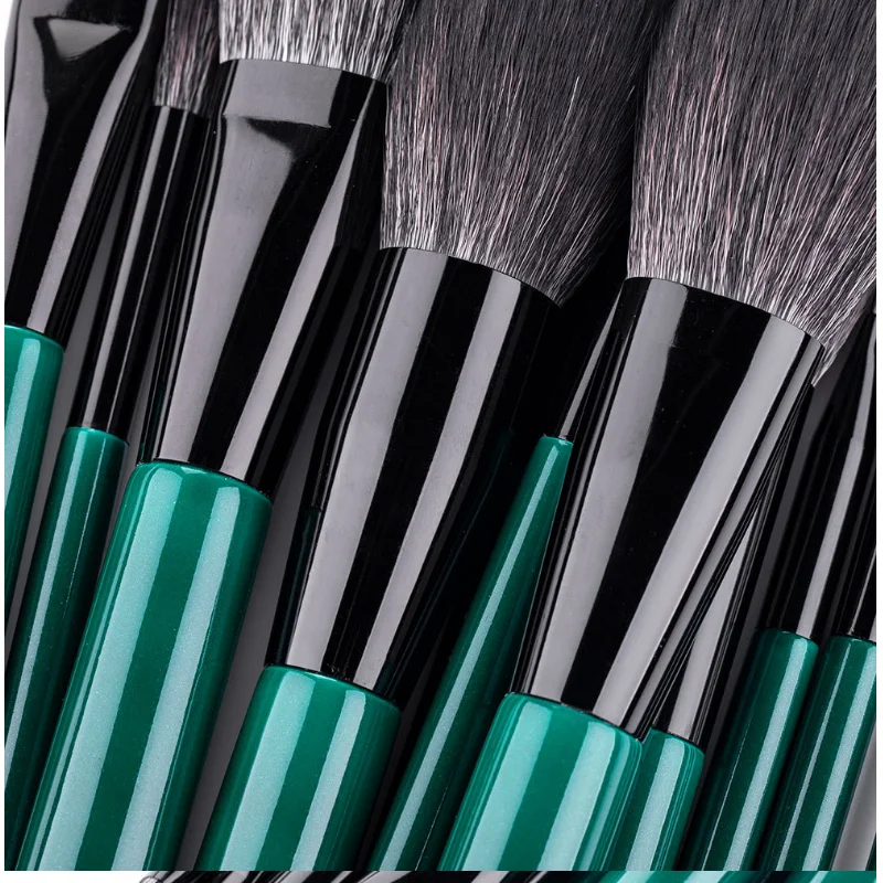 12 Pcs Makeup Brush Suits Profession Contour Foundation Powder Highlight Eyeshadow Eyebrow Concealer Lips Eyeliner Make Up Tool
