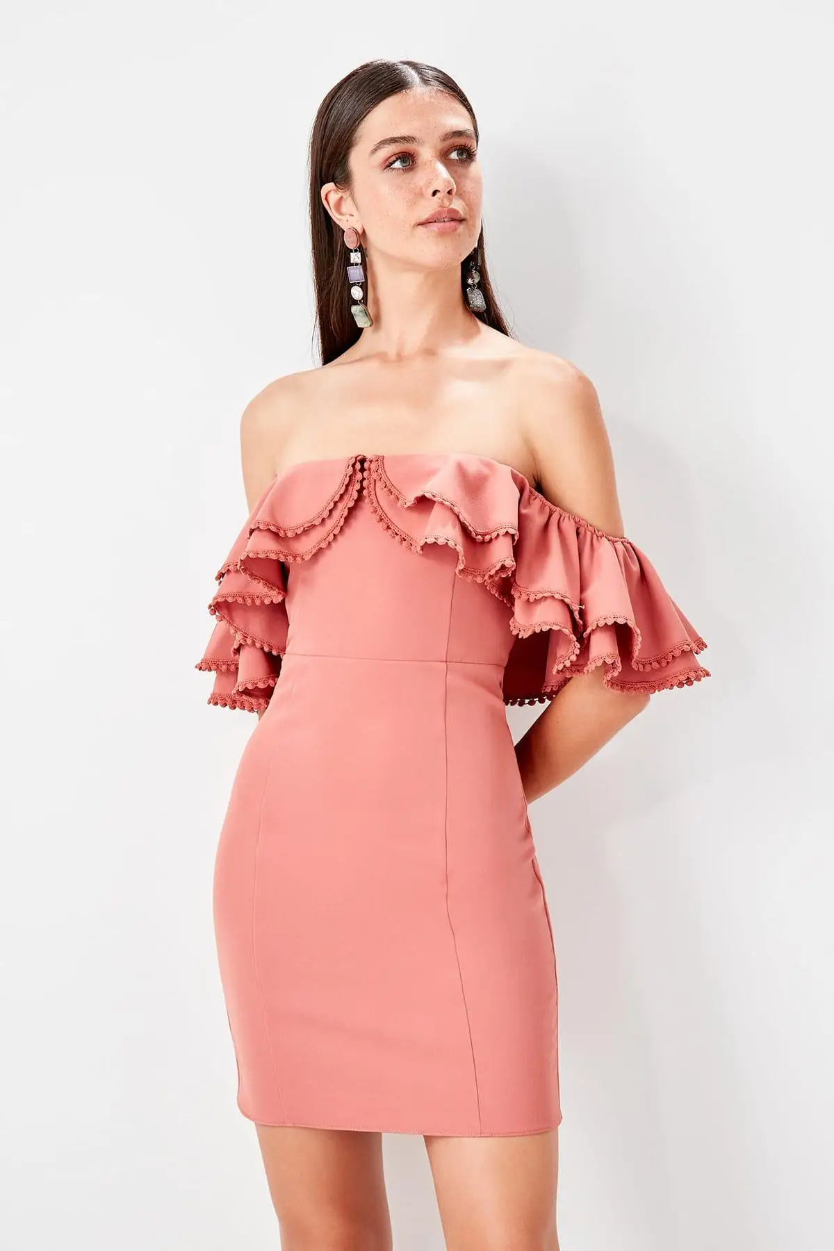 Trendyol цвет розы аксессуар подробное платье TPRSS19EL0291 | Женская одежда