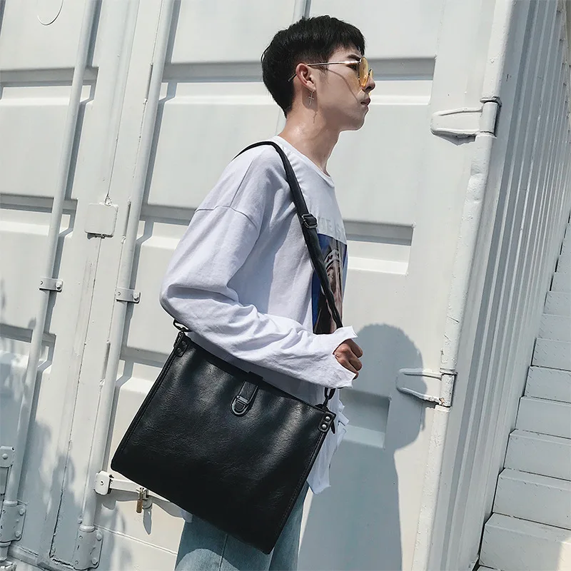 

Solid Black Men Messenger Bag Business office Crossbody bags Waterproof PU Leather Shoulder Bag women Vintage Travel bags 2021