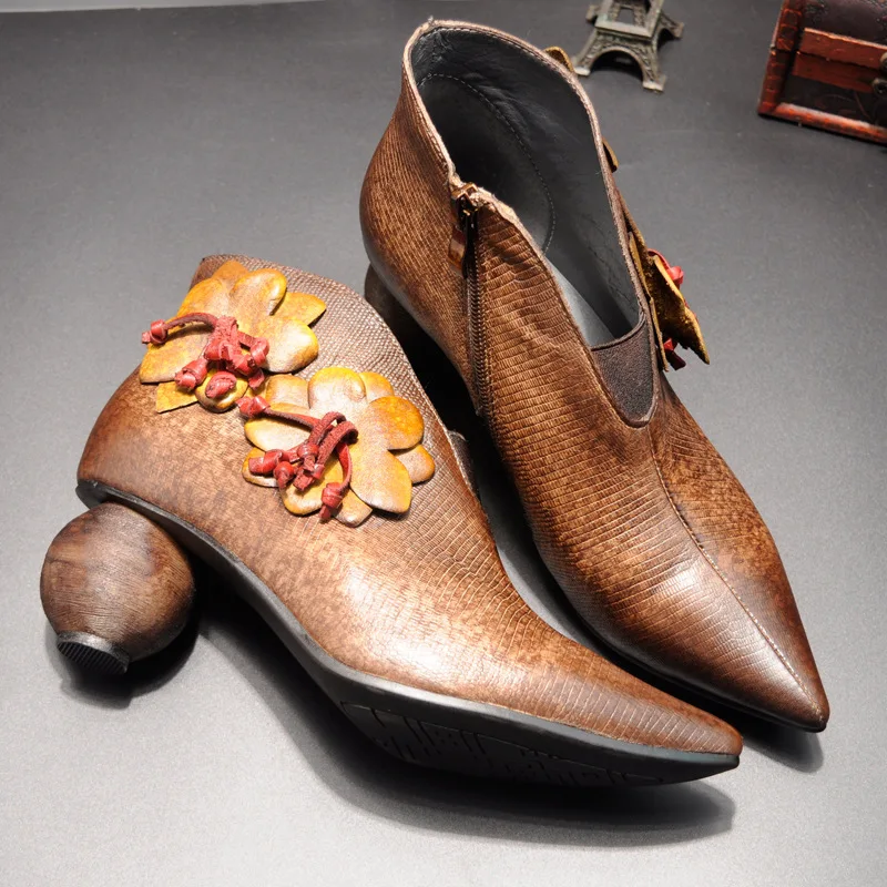 

New handmade leather casual women's shoes in autumn of 2019