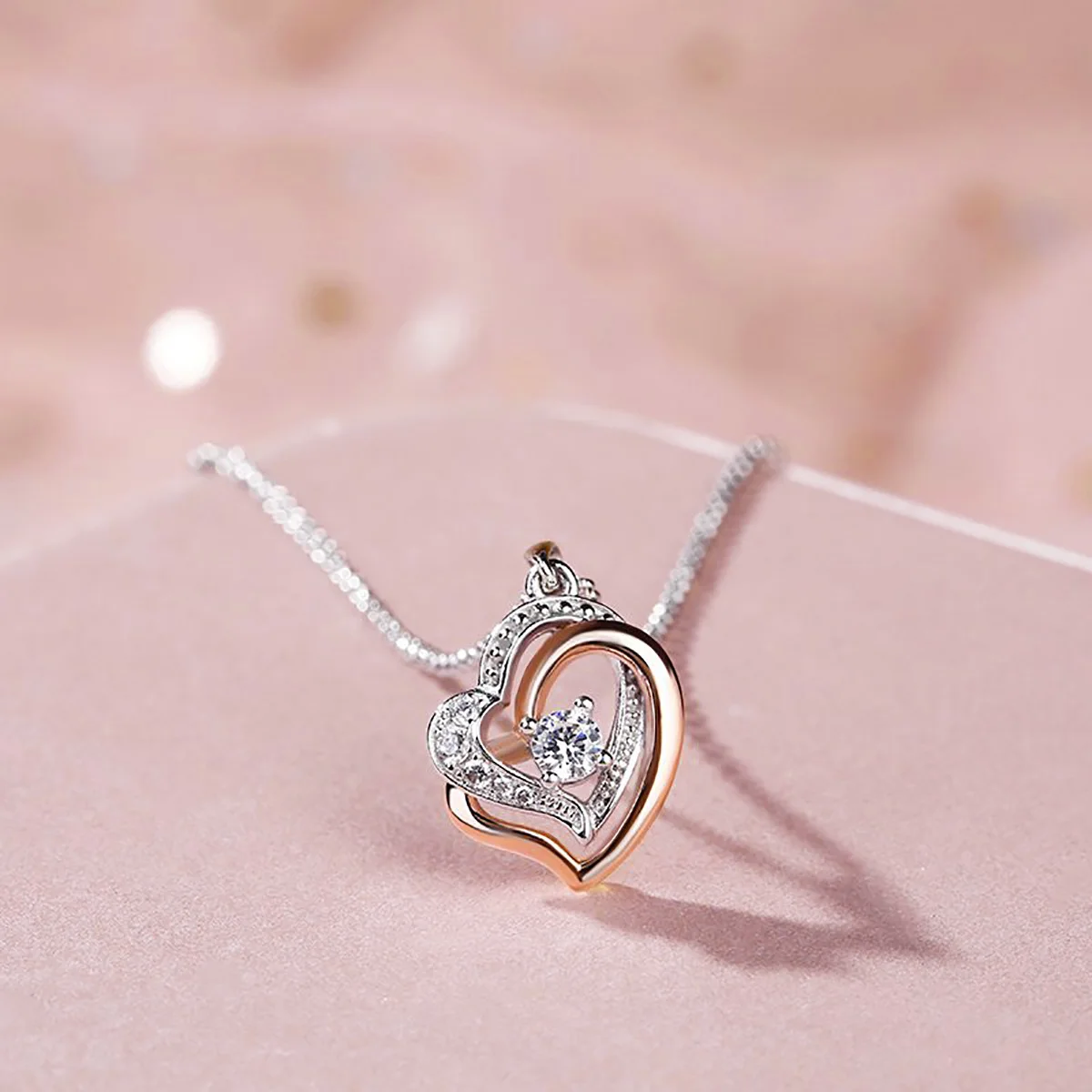 

Ожерелье из муассанита 0.3ct D Цвет VVS 925 Серебряное лабораторное ожерелье с бриллиантами в форме сердца подвеска с покрытием из розового золот...