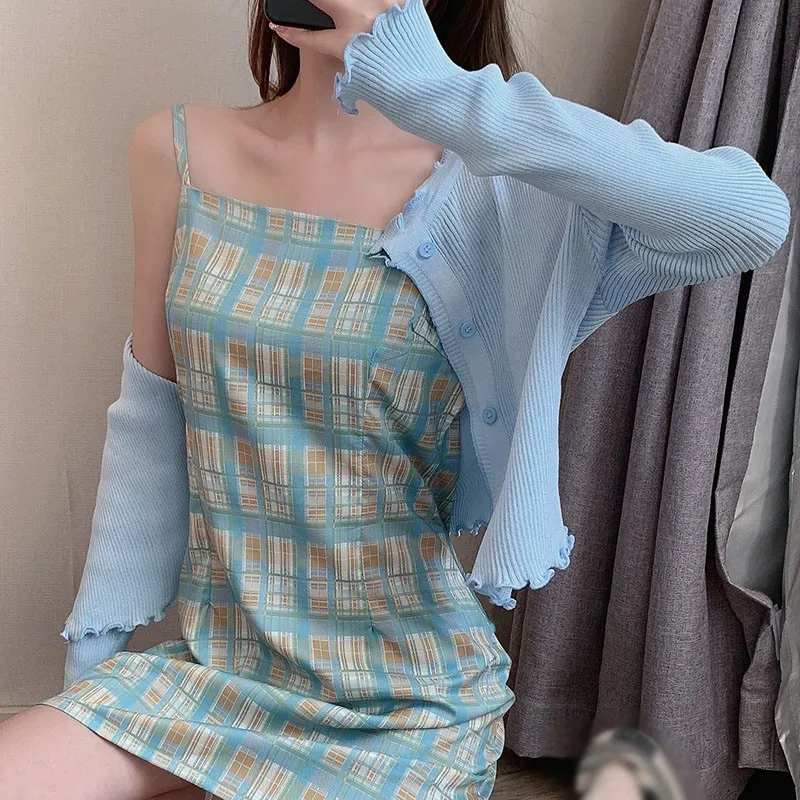 Женский вязаный кардиган карамельных цветов базовый укороченный свитер с