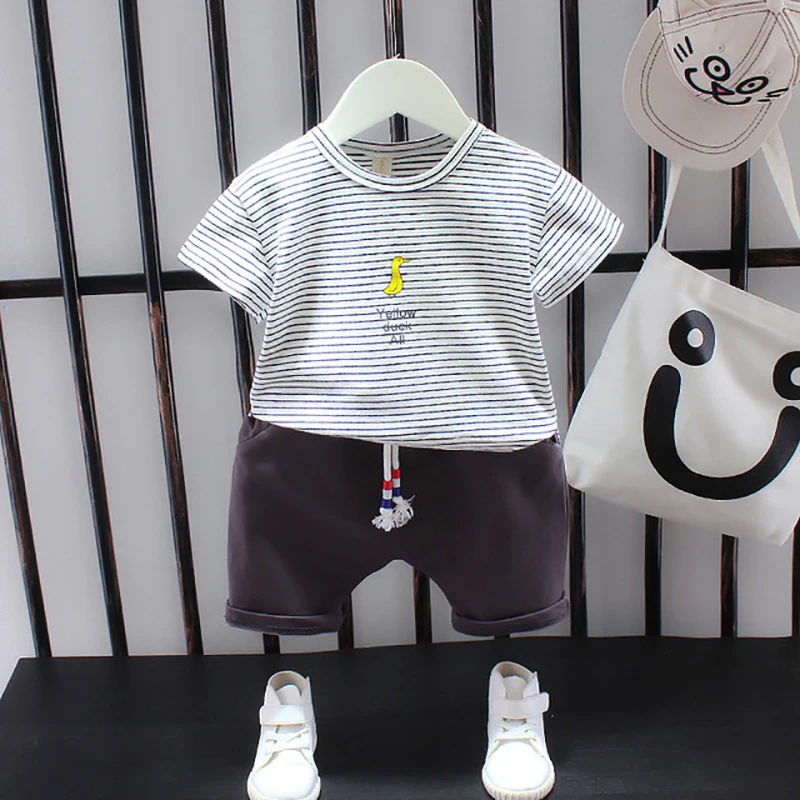 Детский костюм в полоску с мультяшным принтом детская одежда для маленьких