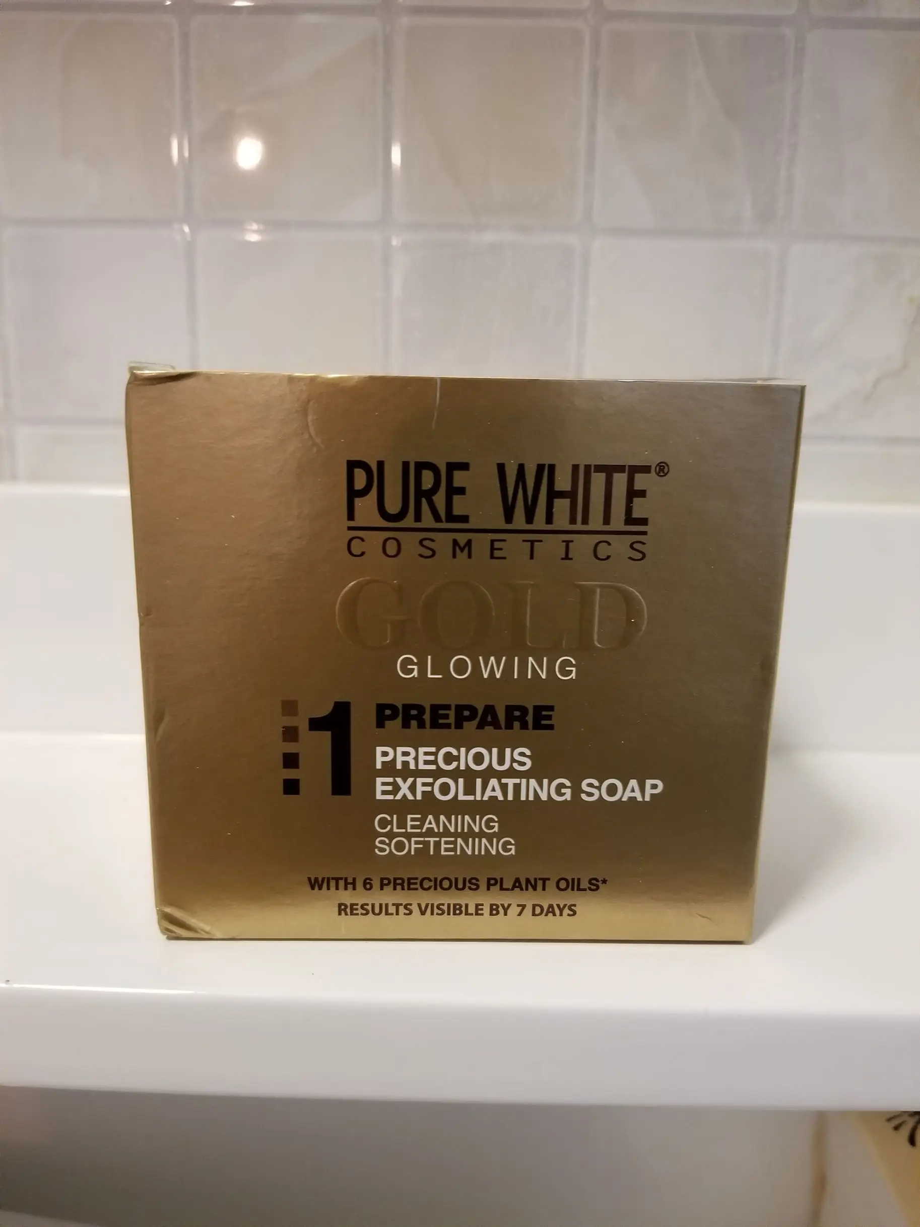 Чистая белая косметика | Золотое мыло Драгоценное отшелушивающее мыло/1 шт.