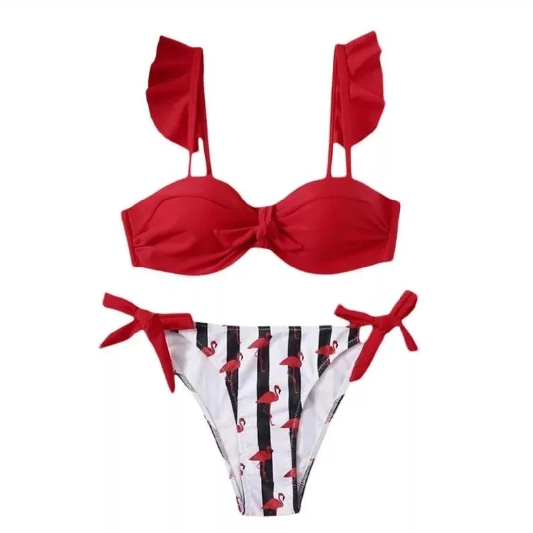 

Summer 2021, Printed Women Bikini, Decorated With Ruffles In Suspenders , Flamencos Frint, Chic Style