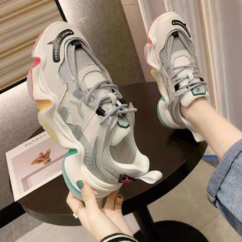 2020 дизайнеры женская обувь на не сужающемся книзу массивном кроссовки кепки в