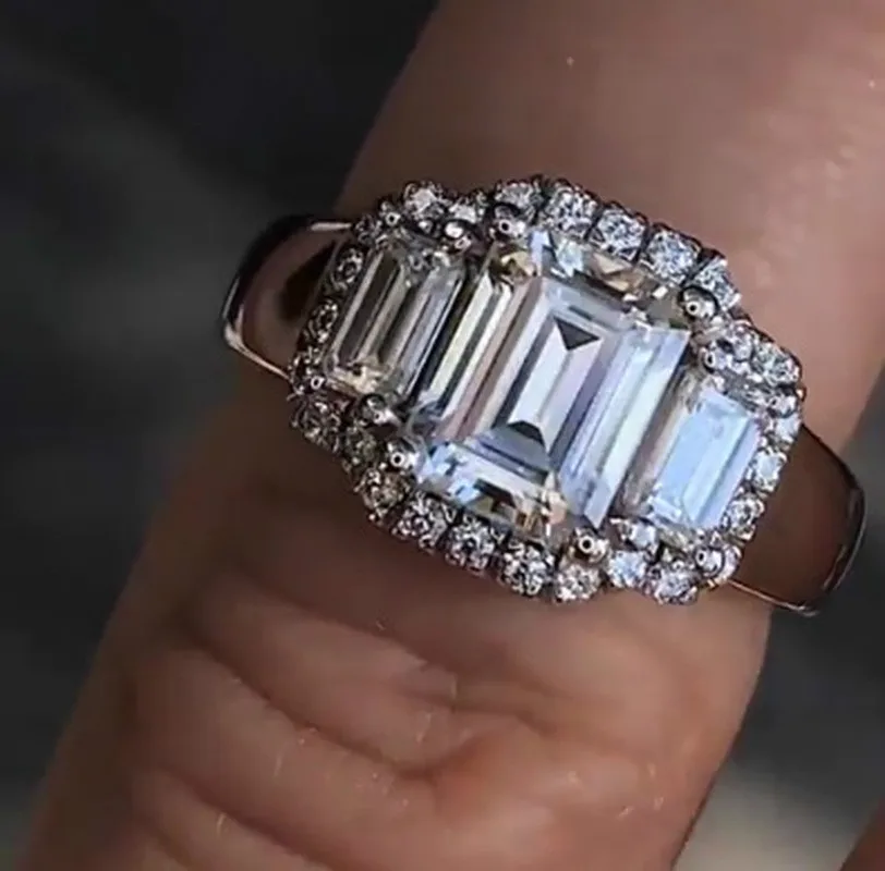 Роскошное женское кольцо с большим белым бриллиантом милое ювелирное изделие из