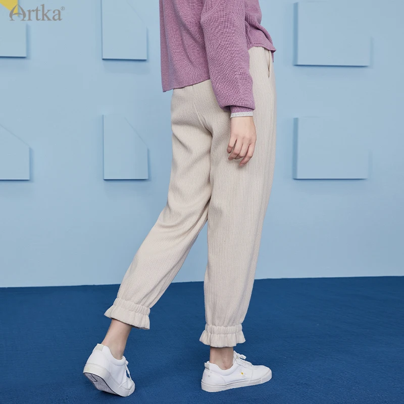 ARTKA 2020 Winter New Women Pants Casual Loose Soft Knitted Long Pants Elastic Waist Knitted Jogger Baggy Trousers KA22006D