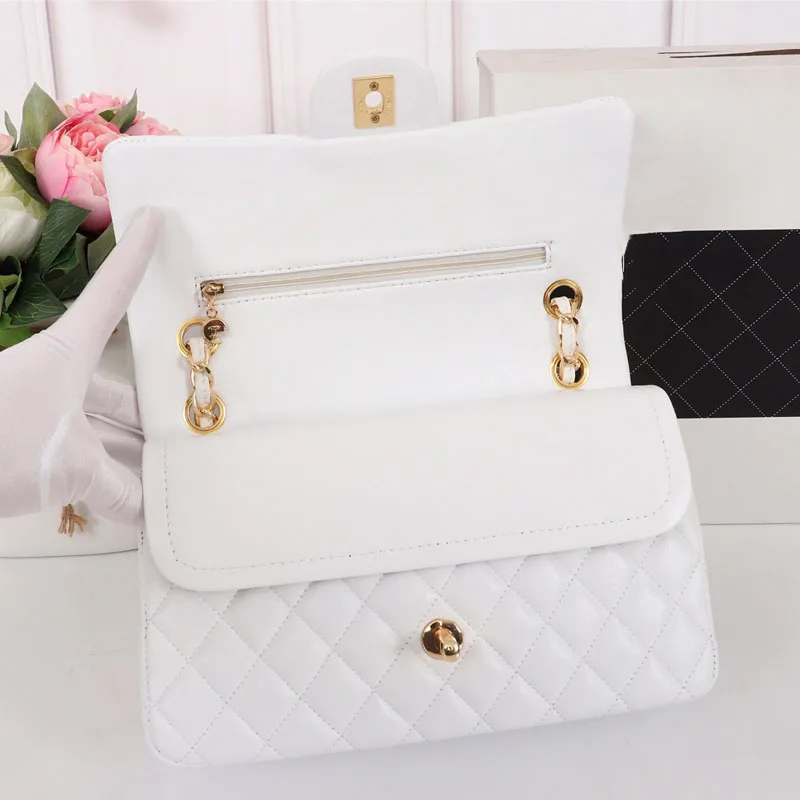 

2020 New high-end brand design leather high-capacity fashion shopping bag high-end gold chain design handbag sheepskin leather b