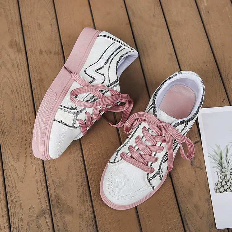 Сезон весна-осень женские кроссовки из вулканизированной ткани на платформе