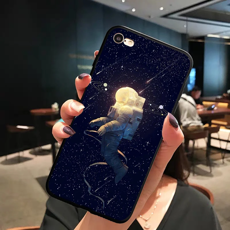 03A Космонавт земля черный чехол для телефона для iphone 6 7 8 6s 6 s Plus чехол для Funda iphone X XR XS Max 5 5S se 11 Pro Max чехол - Цвет: 03A