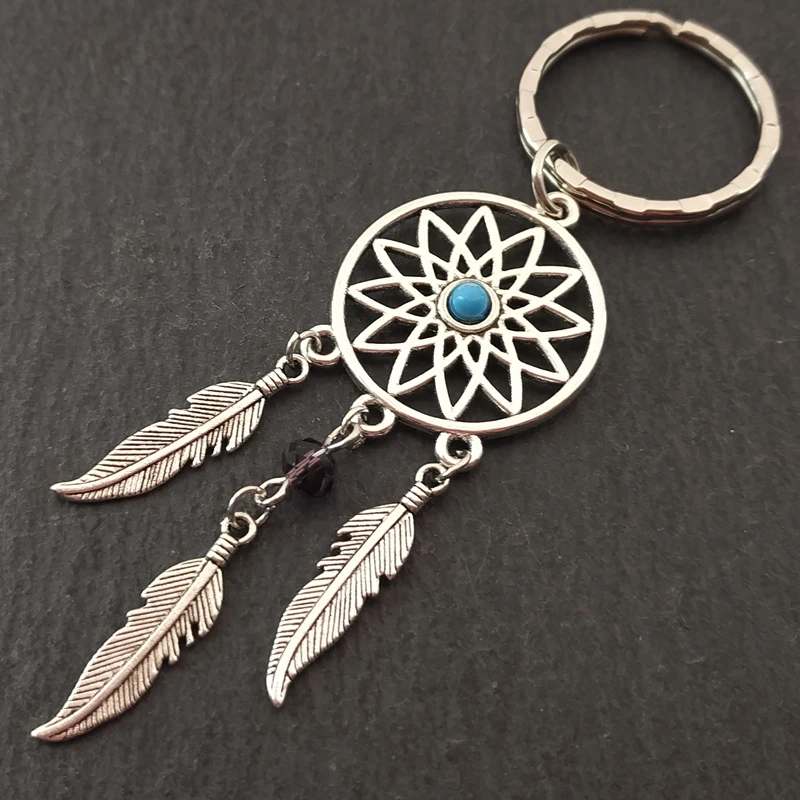 

Gift Pink Black Beads Dreamcatcher Feather Wind Chimes Dream Catcher Key Chain Women Vintage Indian Style Keychain