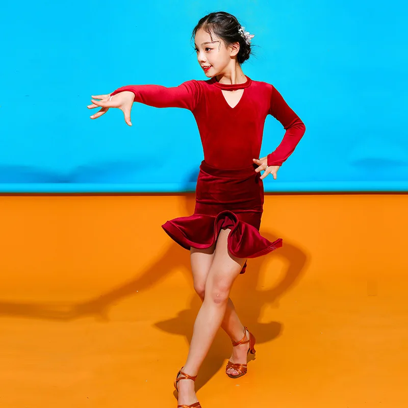 Детское платье для латиноамериканских танцев осенне зимнее бархатное с длинным