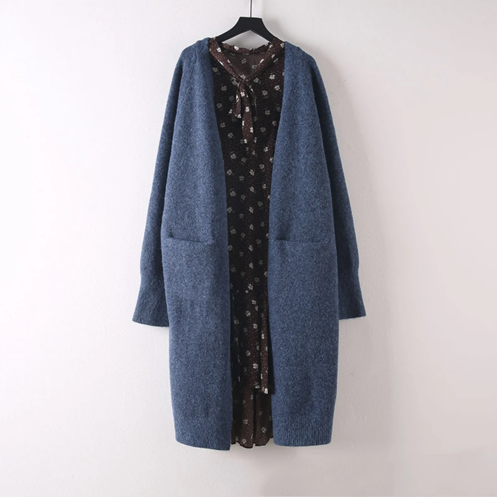 Кардиган женский однотонный с V-образным вырезом на осень/зиму |