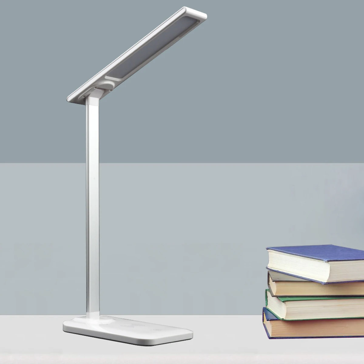 Регулируемая 25LED настольная лампа USB зарядка с 5 Вт Qi Беспроводное зарядное