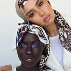Новые шелковые шарфы квадратной Для женщин 90*90 см сатин Hijab шарф Мусульманский женские шифоновые платки и Обёрточная бумага волосы голова шарфы парео бандану