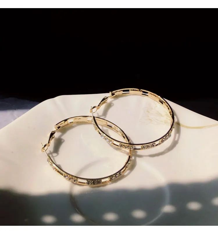 

Fashionable women's with exaggerated earrings fashion jewelry 2020 aretes largos de mujer creoles d oreilles femme