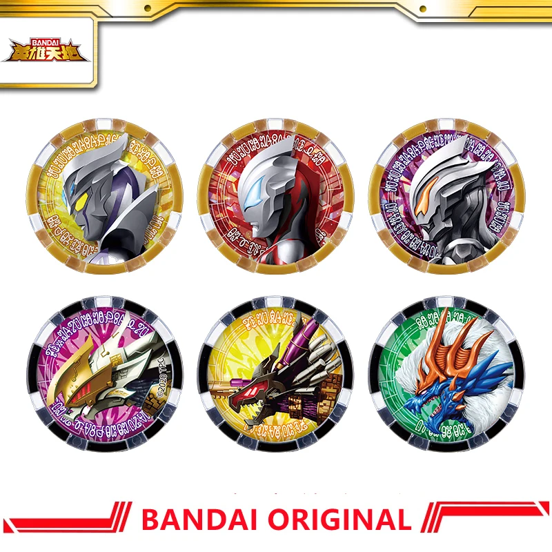 

Japan original BANDAI hero toy Ultraman Zeta-Ultra Medal Delta Sky Claw Showdown Set Japanese Anime