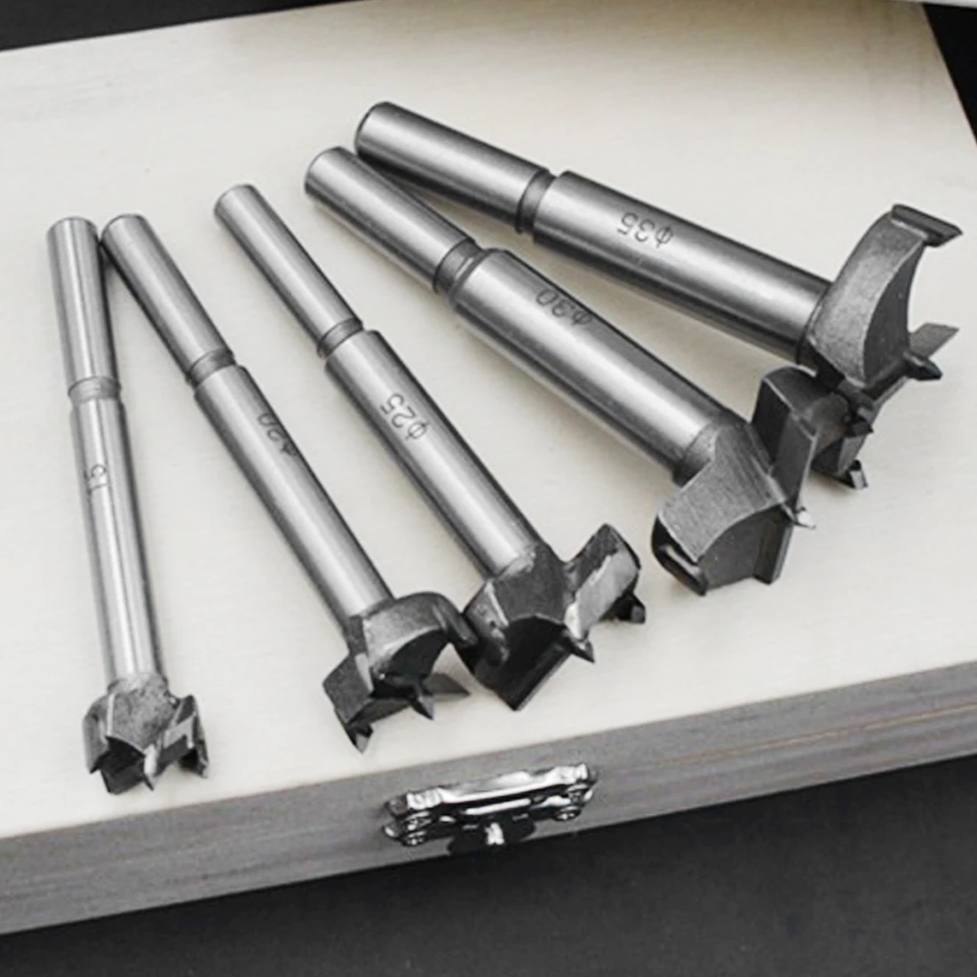 

NEW 1pcs 15mm-35mm Forstner tips Woodworking tools Hole Saw Cutter Hinge Boring drill bits Round Shank Tungsten Carbide Cutter