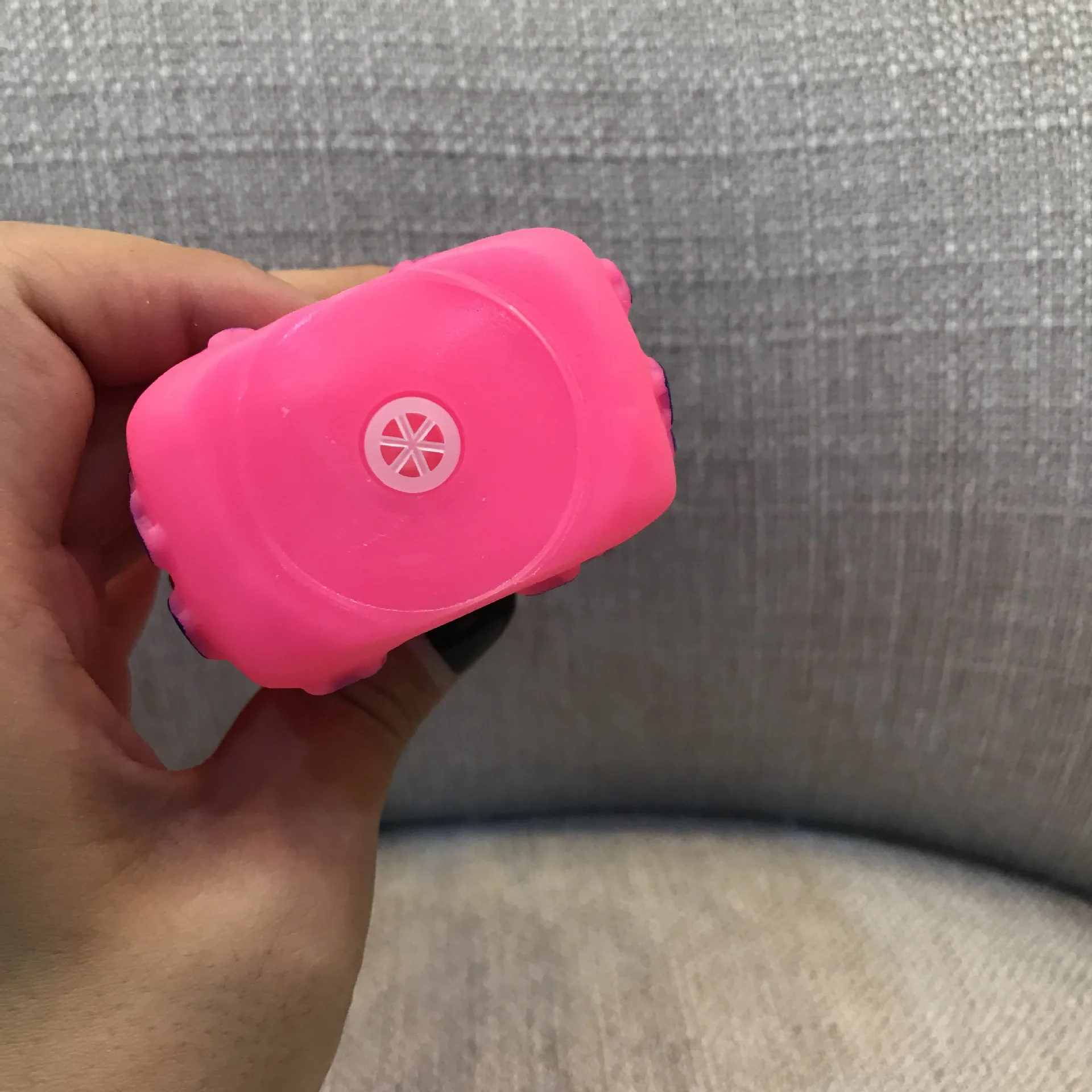 1pcs Pink Pet Dog Toy Squeak Sound Durable Silicon Ice-cream Toys For Puppy Cat Molar Teeth Chew Bite Resistant Training | Дом и сад