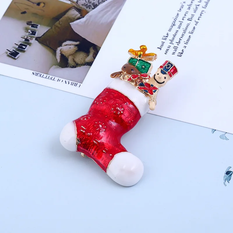 Hot Clothing Gift Pin Gold Christmas брошь в виде носков для подарка Украшения и аксессуары