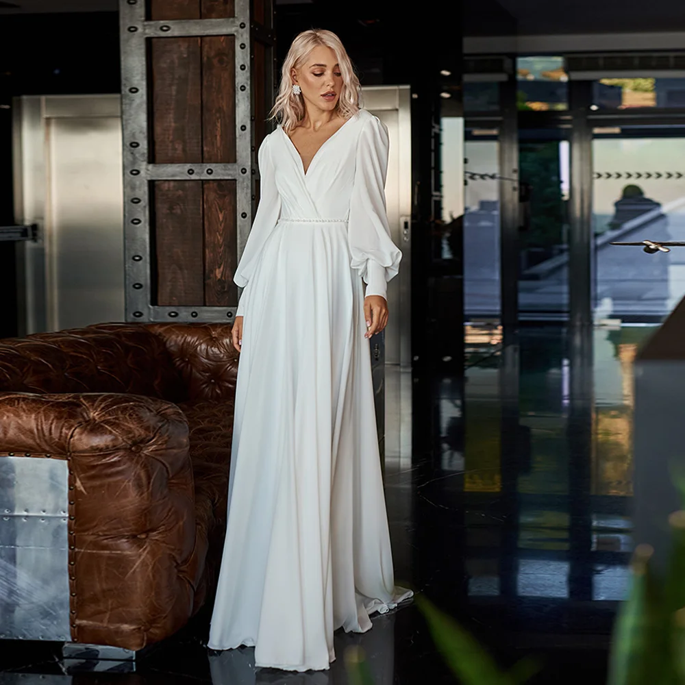 

Белое свадебное платье 2020 с пышными рукавами, V-образным вырезом, жемчужным поясом, а-силуэт, свадебные платья со шлейфом, свадебное платье с...