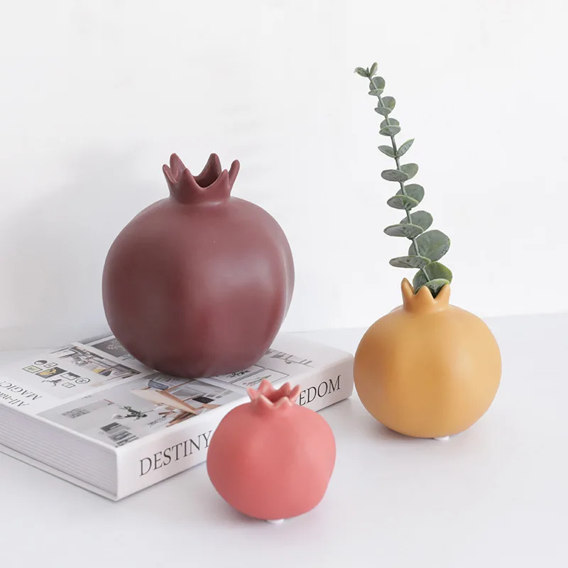 Creative Cute Pomegranate Vases Ceramic Decorative Fruit Ornaments Small Tabletop Vase Filler Modern Home Living Room Decoration