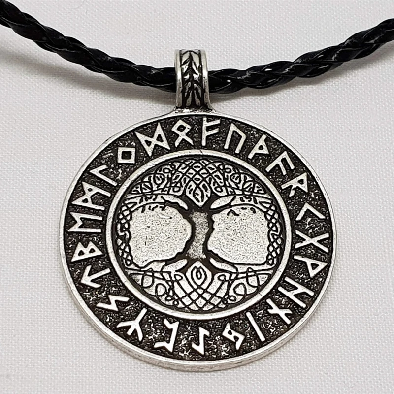 

1 Pcs Nordic Vikings Runes Amulet Necklace The Tree of Life Runes Pendant Necklace Nordic Talisman Gift Jewelry Accessories Men