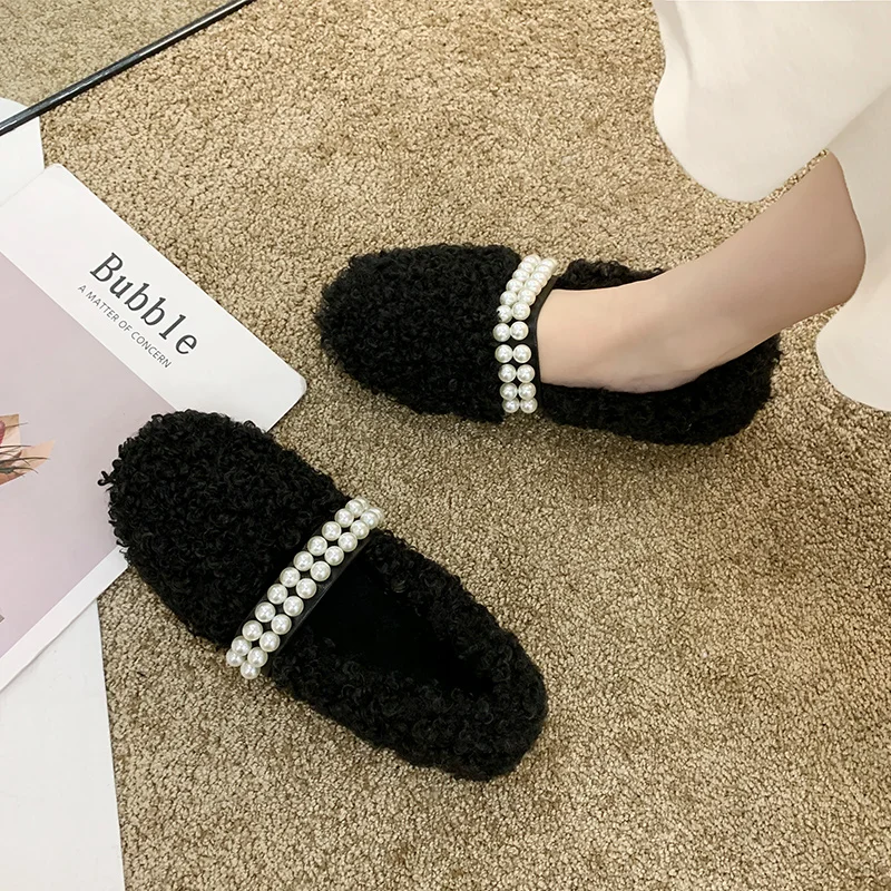 

Pearl Decorateion Shoes Woman Flats Round Toe Modis Casual Female Sneakers Loafers Fur Beading Dress Winter 2021 Moccasin Rubber