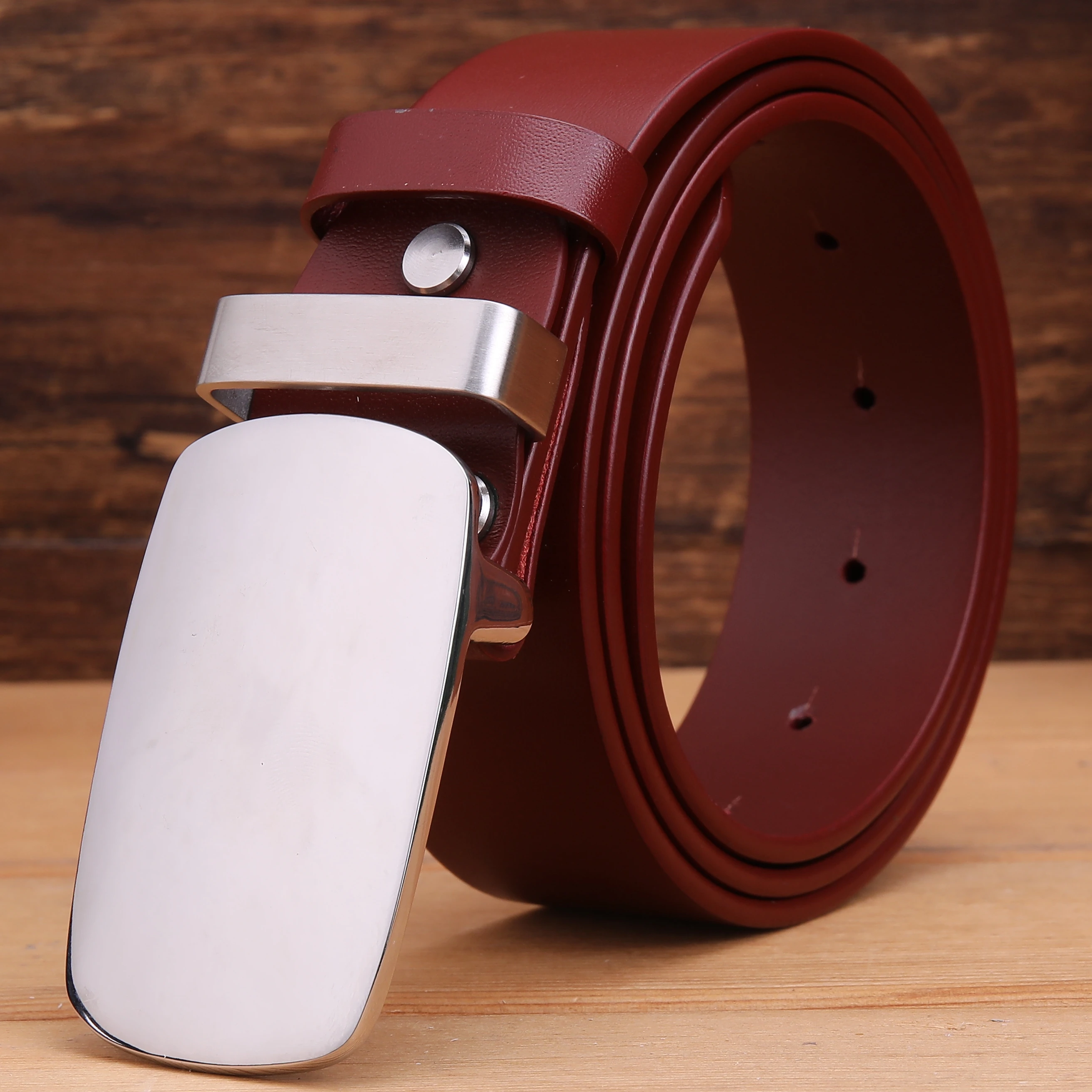 2021 Нержавеющая сталь Плавная застежка мужские ремни класса Люкс с натуральным