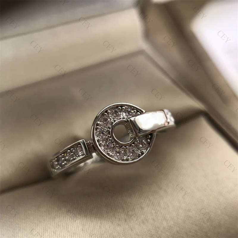 

S925 Sterling Silver Famous Luxury Ring Rome Ring Ancient Coin Shape Crystal Zircon Temperament Valentine's Day Gift