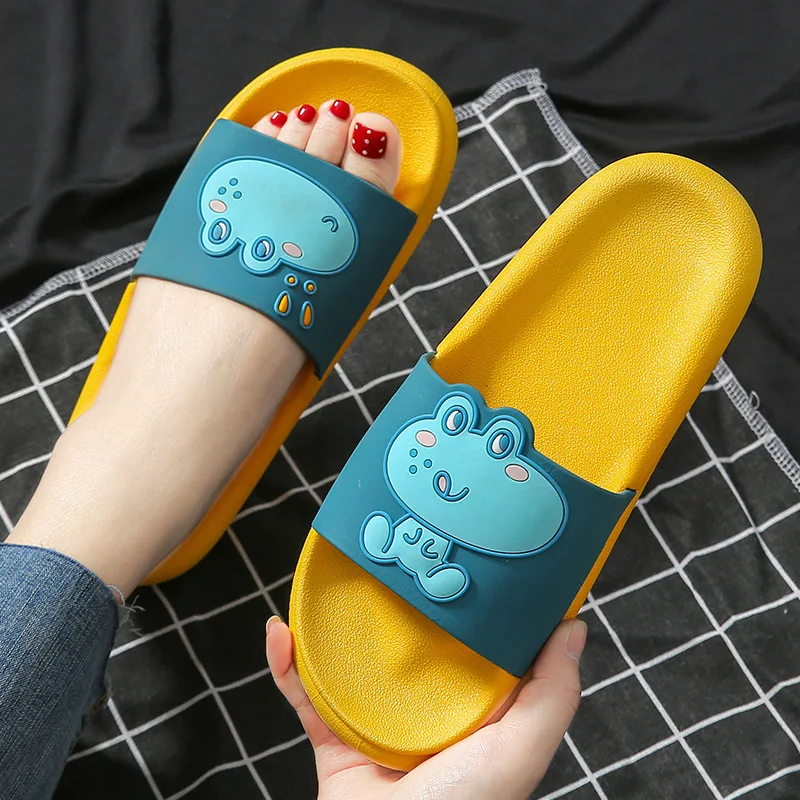 

Slippers female summer new cartoon lovely home shower bathroom thick bottom couples home inside the bedroom slippers men's su