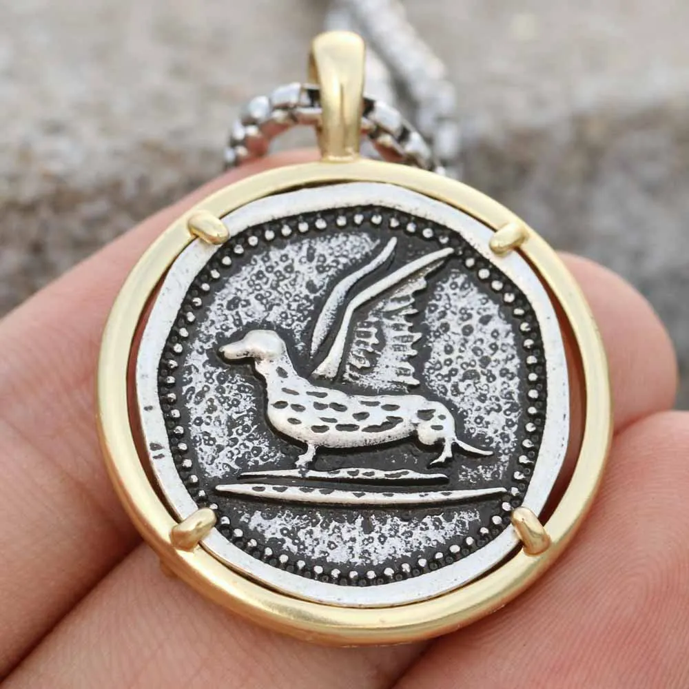 Ожерелье с подвеской в виде собачьих лап | Украшения и аксессуары