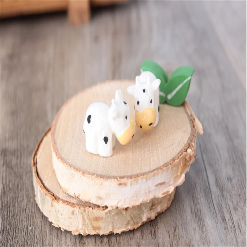 Маленькие полимерные коровья украшения ручной работы для сказочного сада