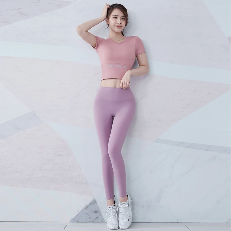 

Professional Yoga Set Women Fitness Clothing Breathable Gym Sports Suit Seamless 2 Piece Cosnjuntos De Mujer Sport Set EB50TZ