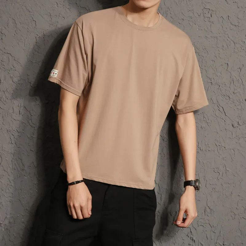 

2202 summer season handsome personality Korean version of the loose seven-point sleeve short-sleeved T-shirt male student trend