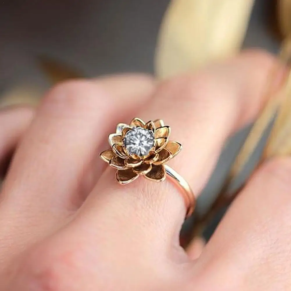 

Small Fresh Moonstones White Flower Rings Crystal Zircon Ring Wedding Women Anniversary Engagement Gift Proposal N4P3