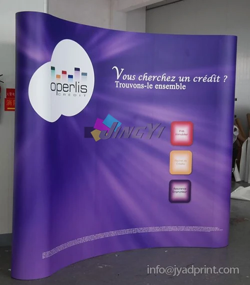 Дуговой ПВХ всплывающий фон + пластиковая тележка подиум (с полноцветной печатью