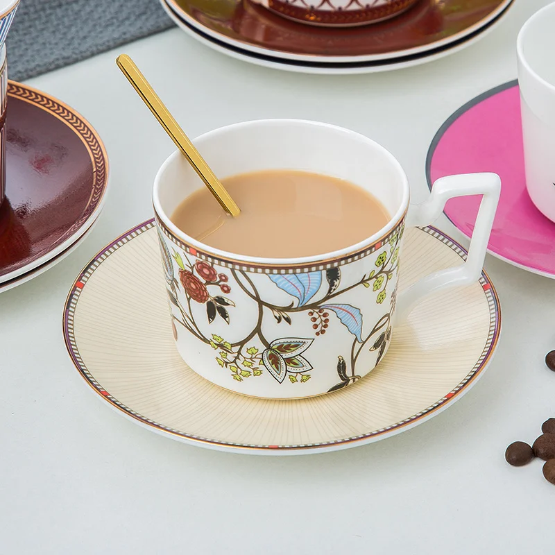 Товары для дома хорошая кость Китай набор кофейных чашек и чайных блюдца