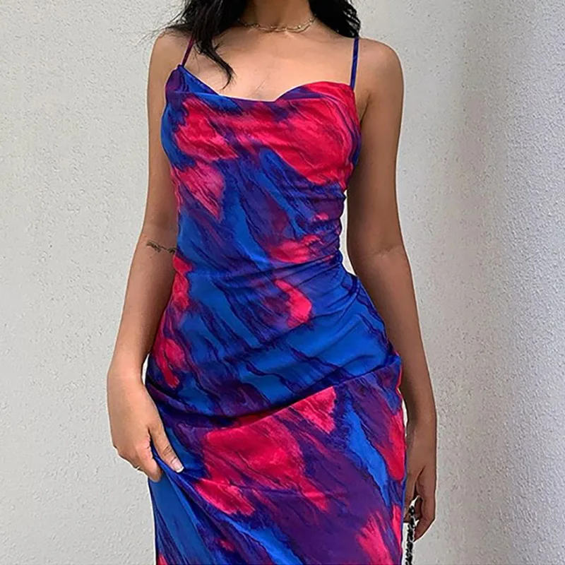 

Женское летнее платье макси на бретельках, с принтом, без рукавов