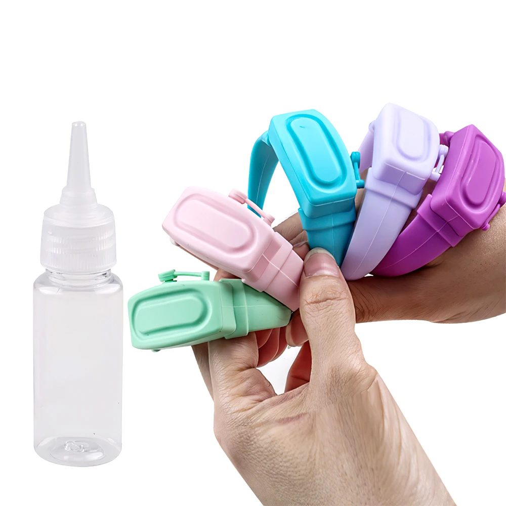 

5 pcs Portable Silicone Bracelet Wristband Handwashing Fluid Dispenser Wearable Liquid Soap Band With Refilling Bottle Wholesale